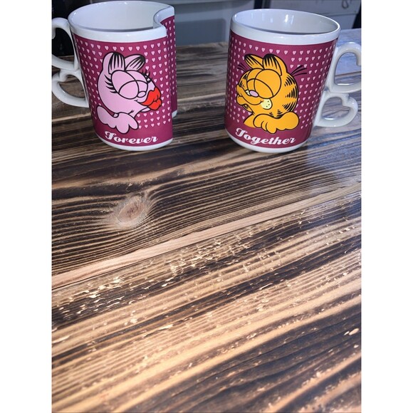 VINTAGE Garfield & Arlene Nesting Mug Pair -  Together Forever - Picture 2 of 9